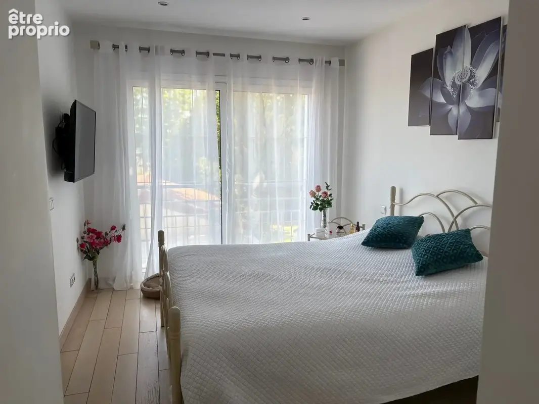 Maison 200 m² à Yerres  - photo 9