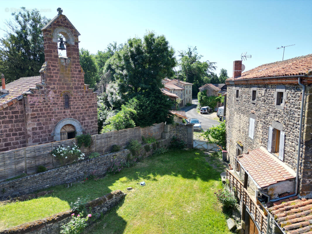 Maison à SAINT-GEORGES-D&#039;AURAC