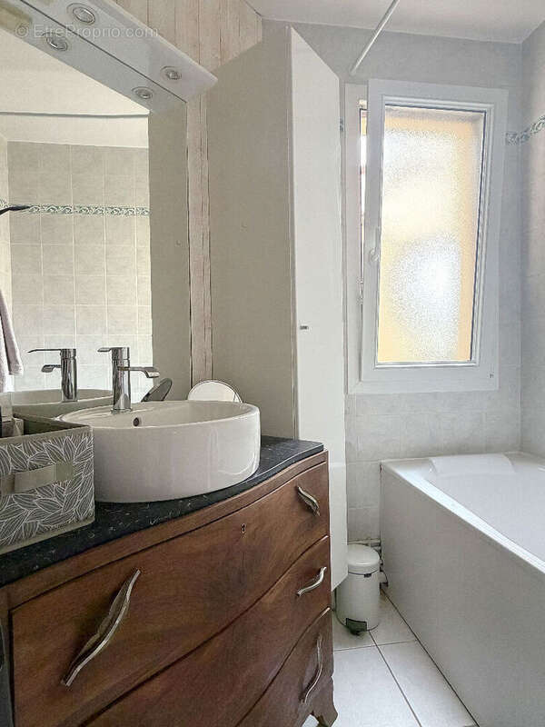Appartement à MONTIGNY-LE-BRETONNEUX