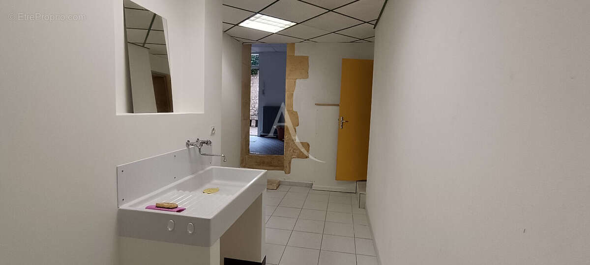 Immeuble avec local commercial - appartements - photo 18