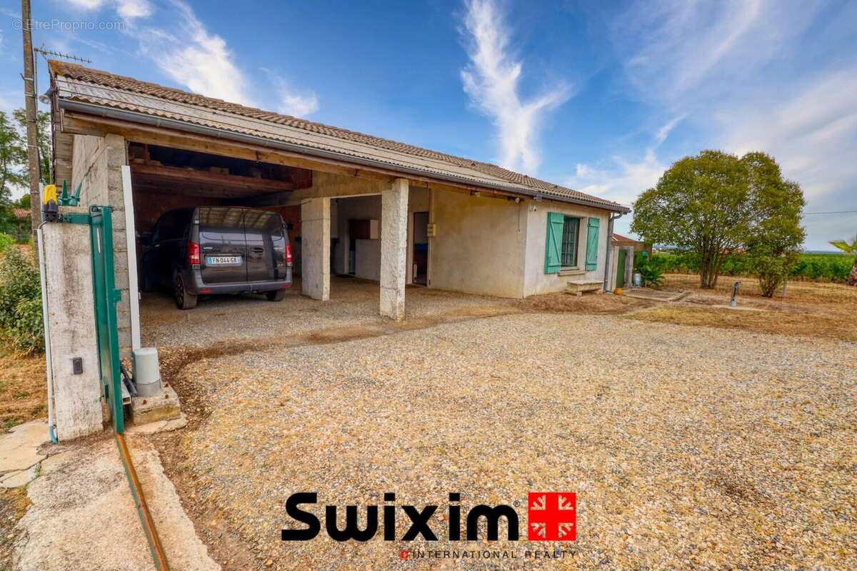Propriété de 147m² - maison + dépendance - Saint-Estèphe - photo 10
