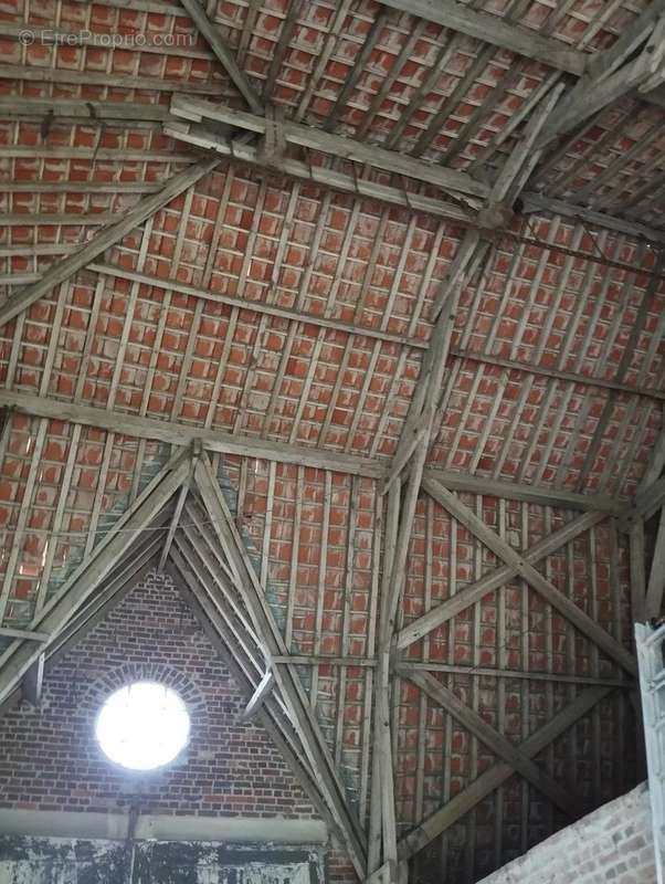 Maison à AVESNES-SUR-HELPE