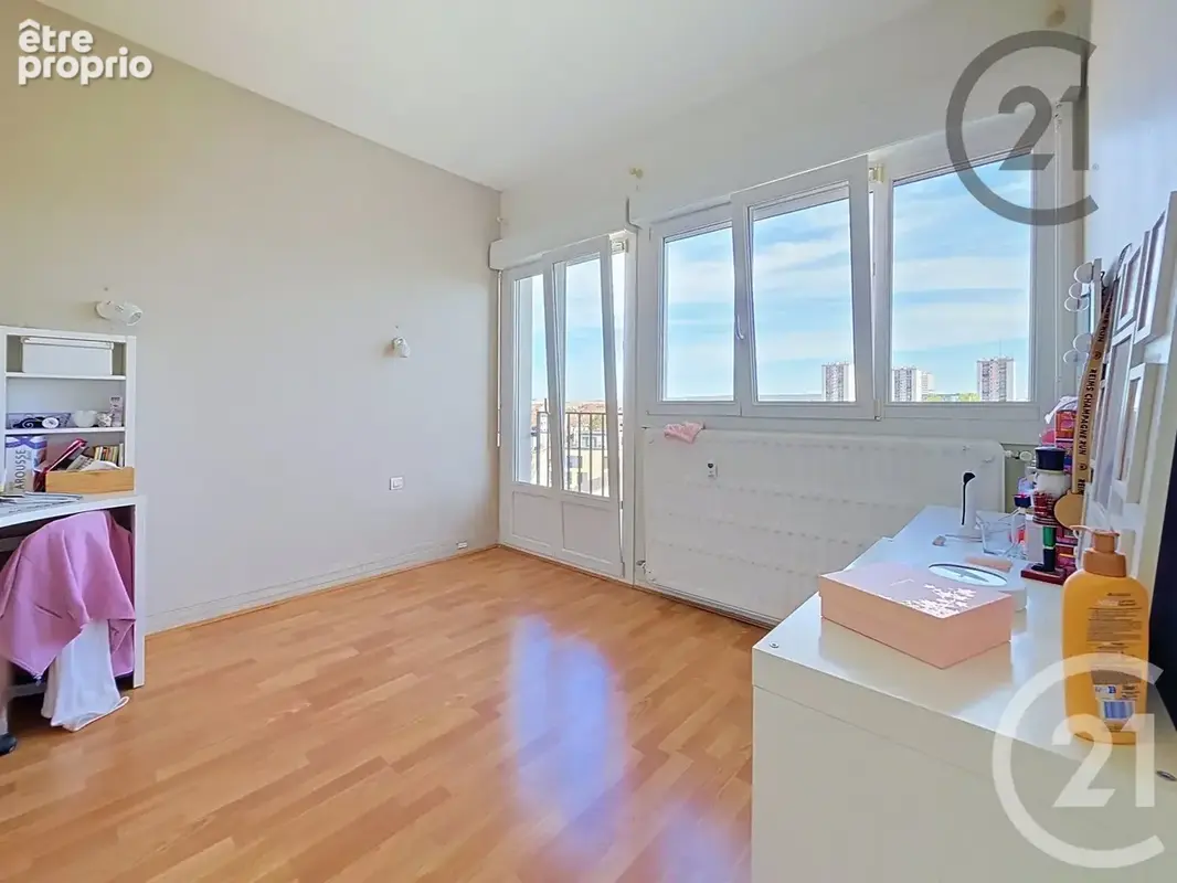 Appartement 6 pièces 132 m² à vendre à Reims (51100) - photo 13