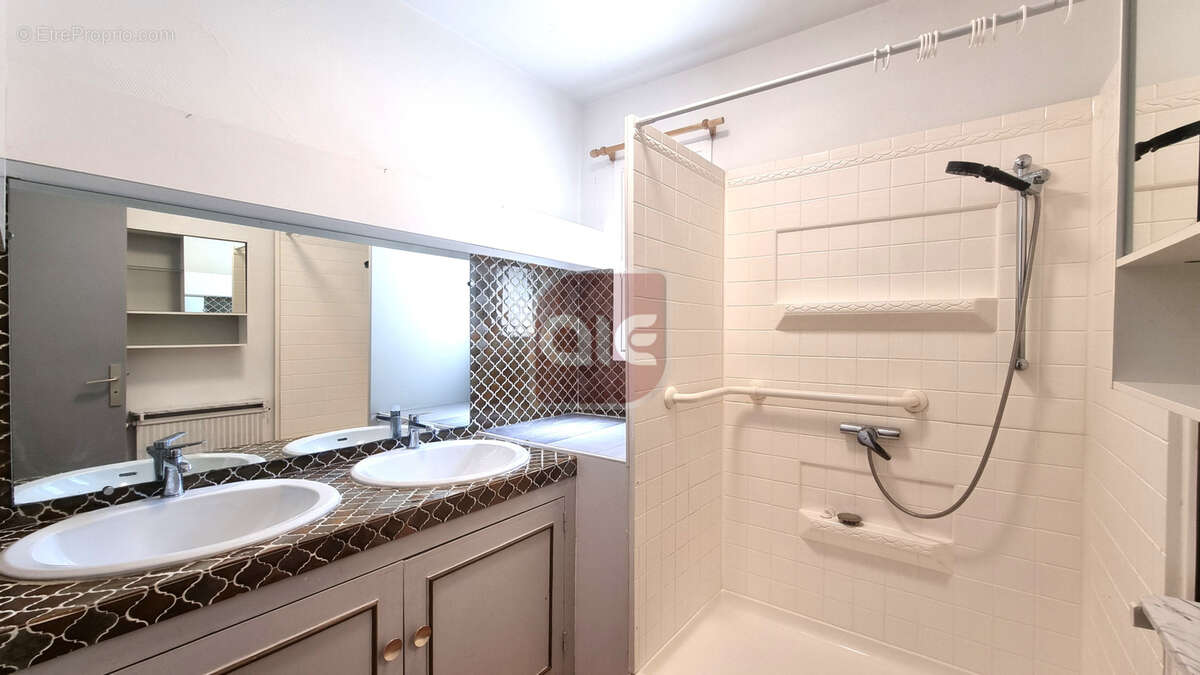 Vente villa 8 pieces saint clement de riviere - photo 10