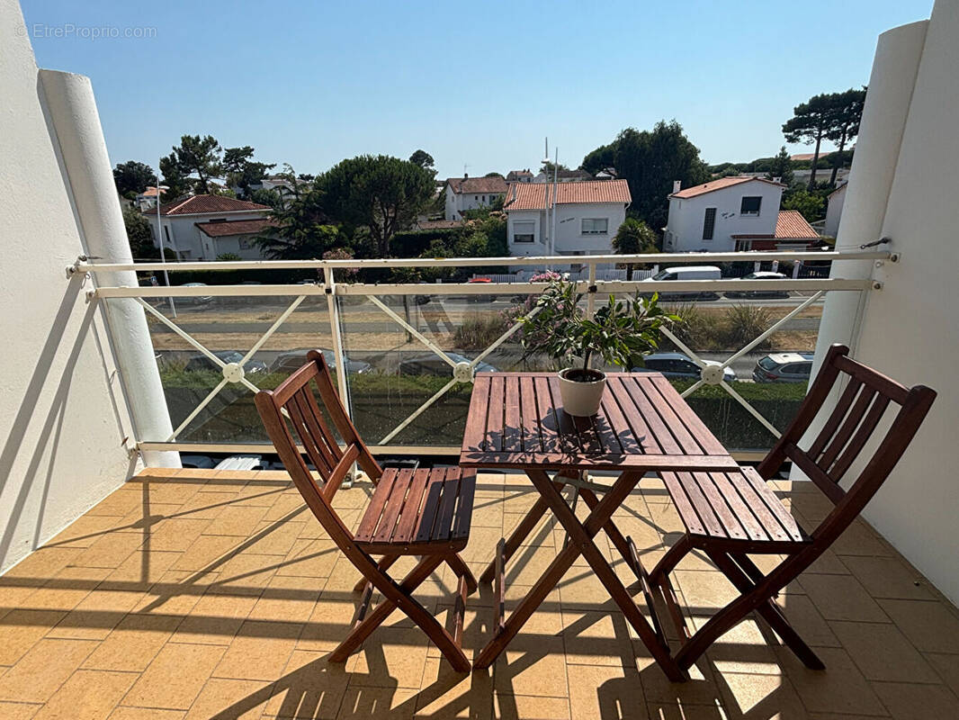 Appartement à VAUX-SUR-MER