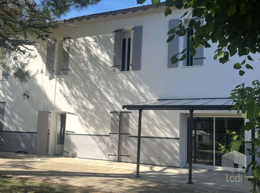 Maison à ROMANS-SUR-ISERE