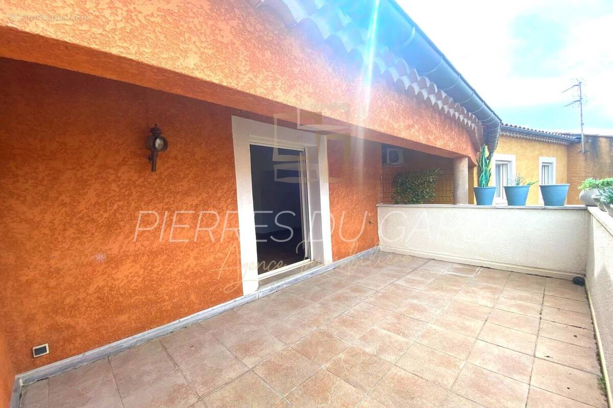 Appartement à UZES