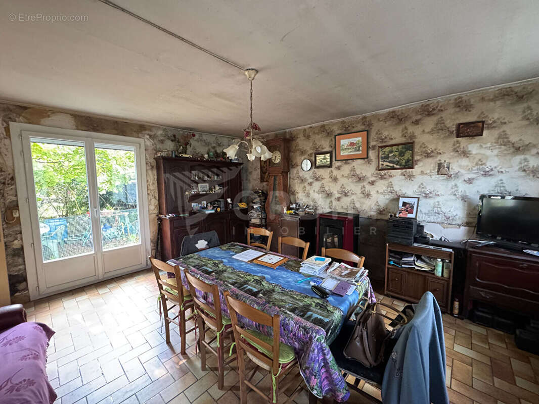 Maison à POUILLY-SUR-LOIRE