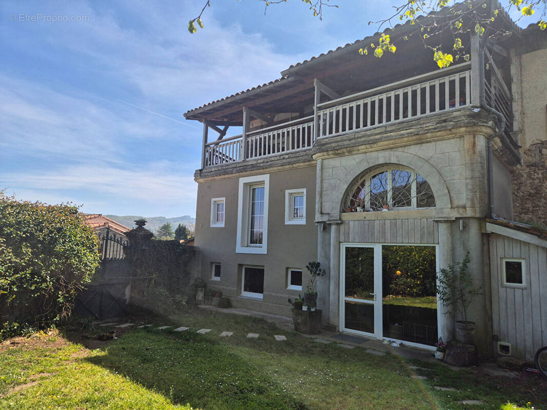 Maison à LOUBIERES