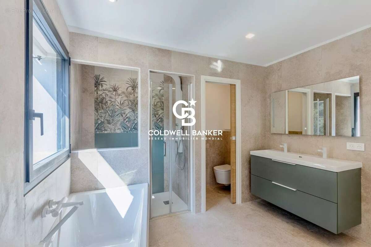 Maison à CAVALAIRE-SUR-MER