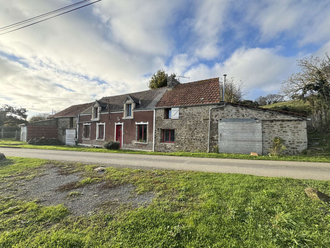 Maison à LE MESNIL