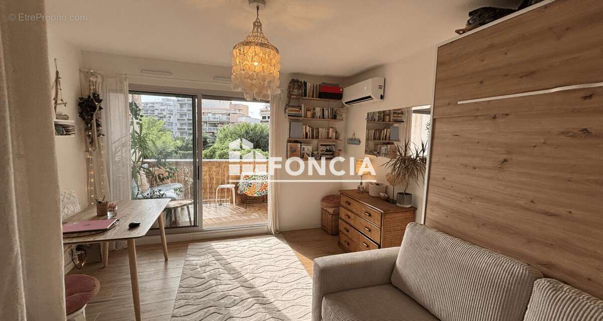 Lavandou : Coup de Coeur Charmant studio du 22m2 entièrement rénové au cœur du Lavandou - photo 3