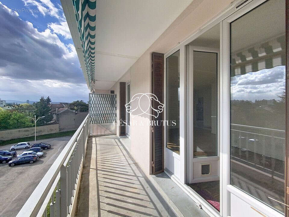 Appartement à CALUIRE-ET-CUIRE