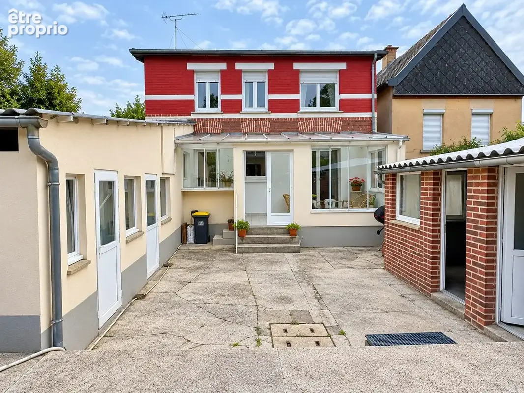 Maison 6 pièces 120 m² à vendre à Lamotte-Brebiere (80450) - photo 1