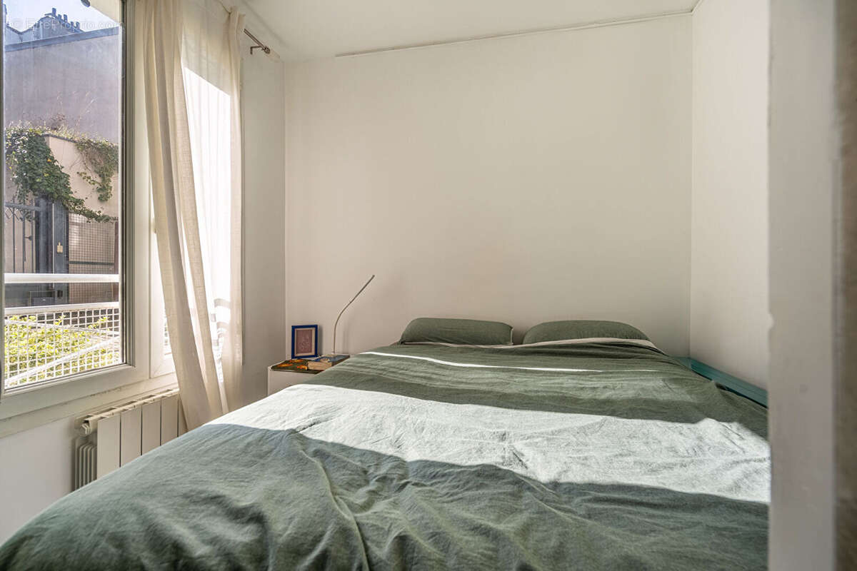 Appartement à PARIS-11E