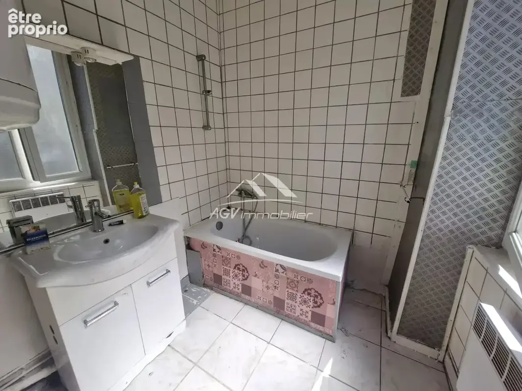 Alès - Appartement T2 en centre ville - photo 7