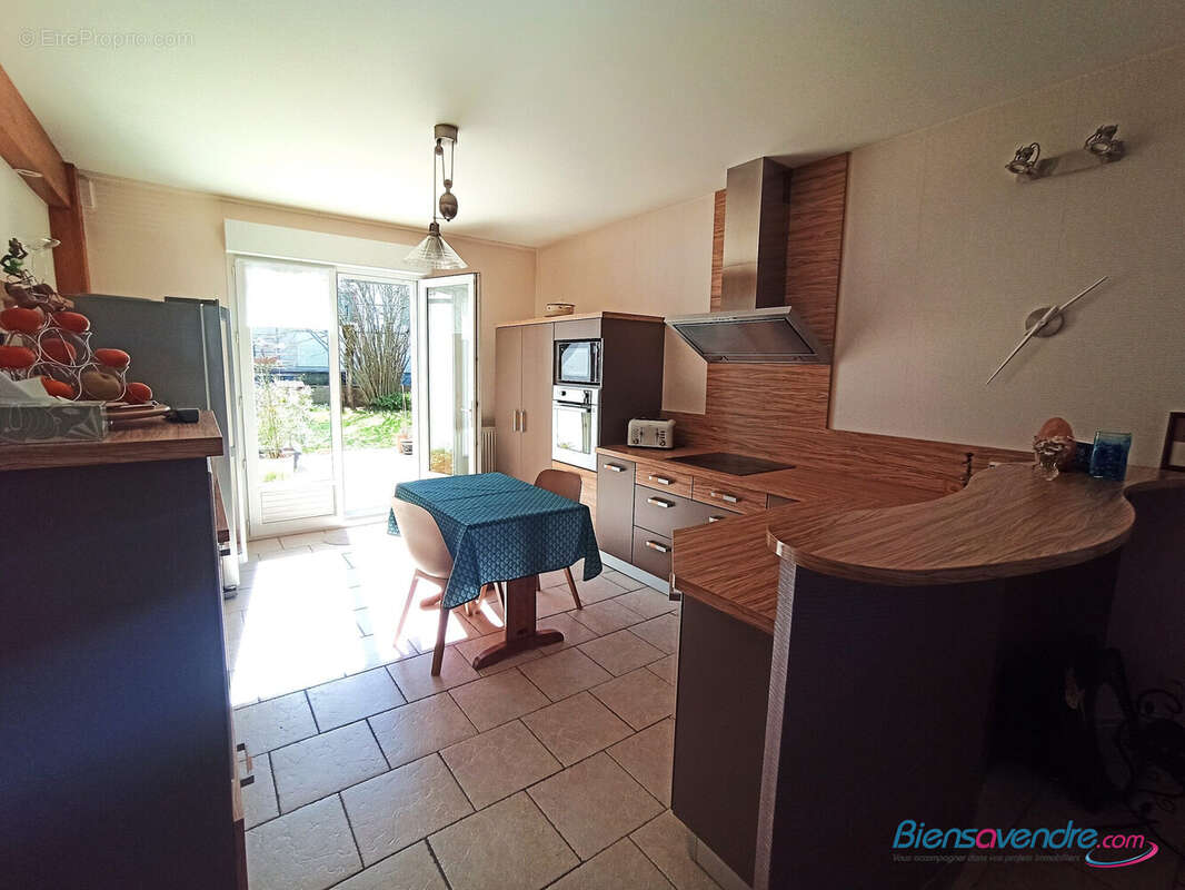 Maison à CHATELLERAULT