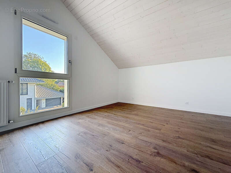 Maison à DIVONNE-LES-BAINS