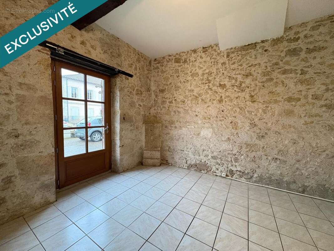 Maison 115 m² à Miradoux  - photo 4
