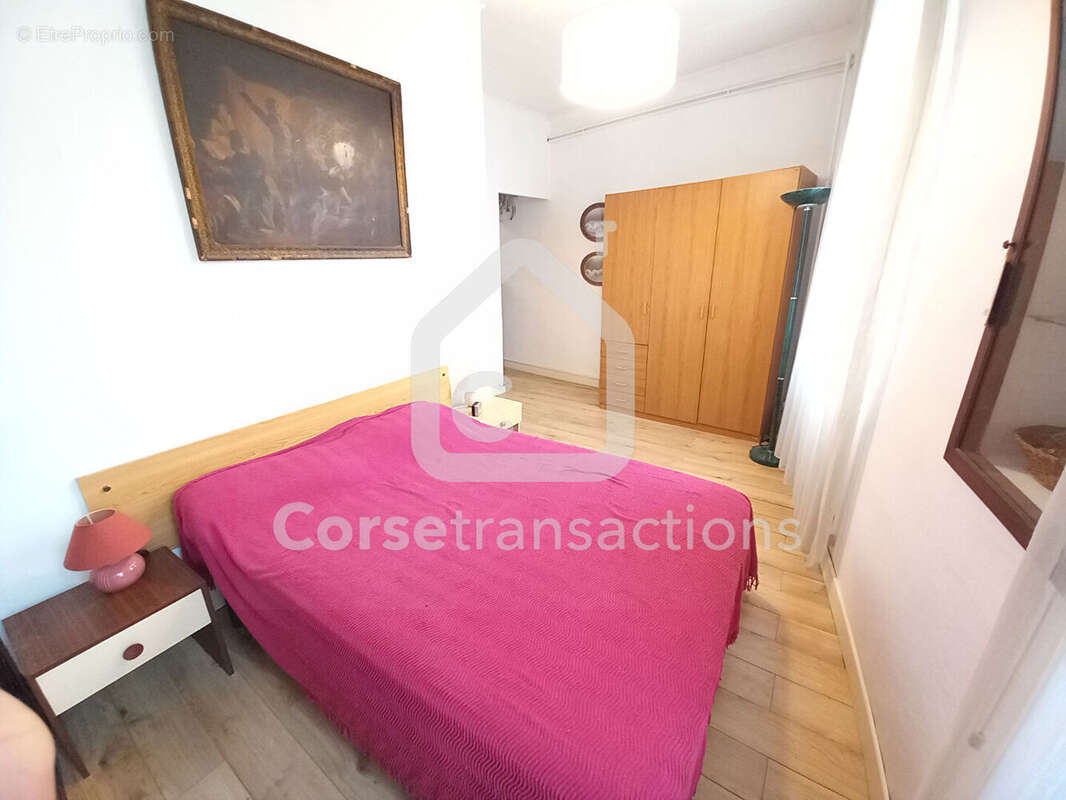 Appartement à MARSEILLE-6E