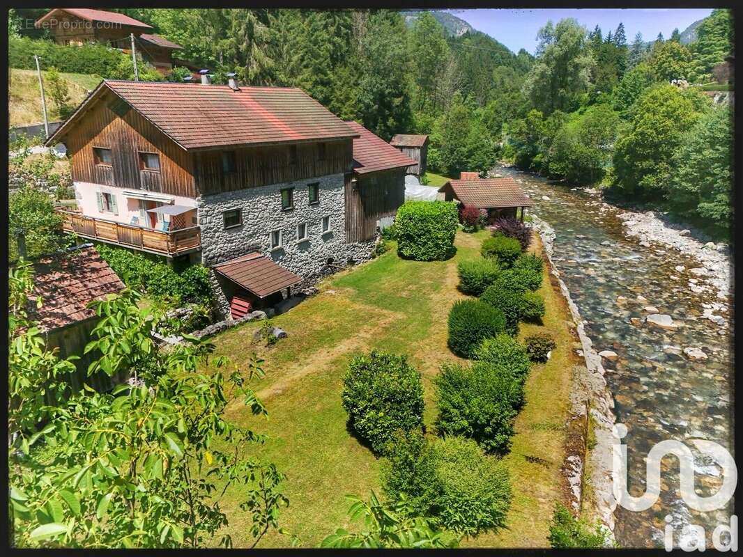 Photo 3 - Maison à BONNEVILLE