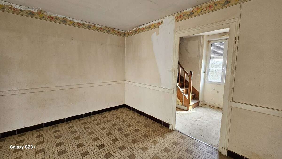 Maison à CELLES-SUR-BELLE