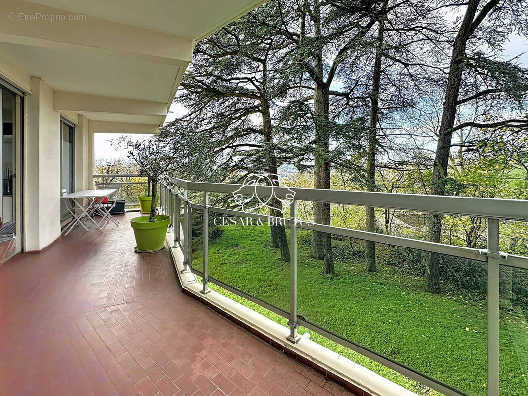 Appartement à CALUIRE-ET-CUIRE