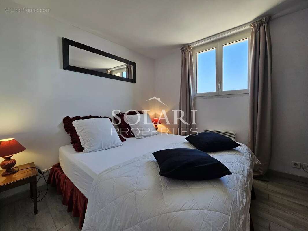 Appartement offrant une vue panoramique sur la mer, situé à quelques pas des plages - photo 4