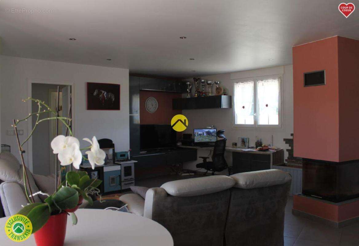 Maison 121 m² à Aurillac  - photo 6