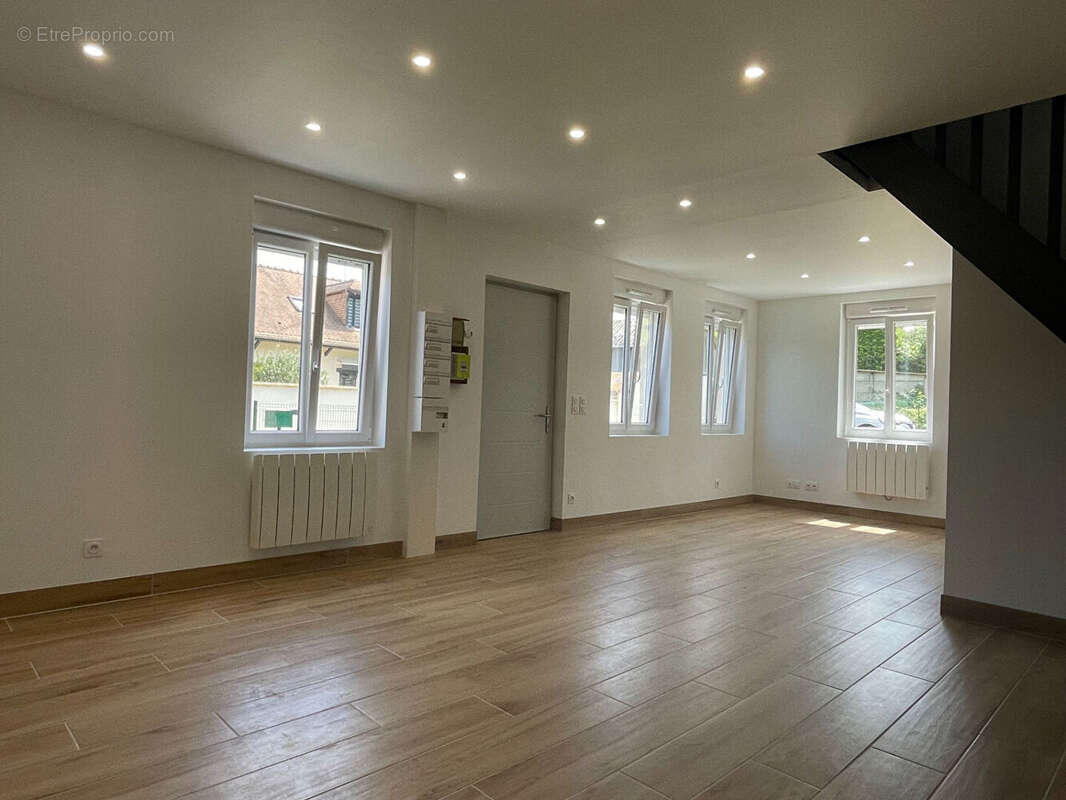 Maison à SAINT-PIERRE-LES-ELBEUF