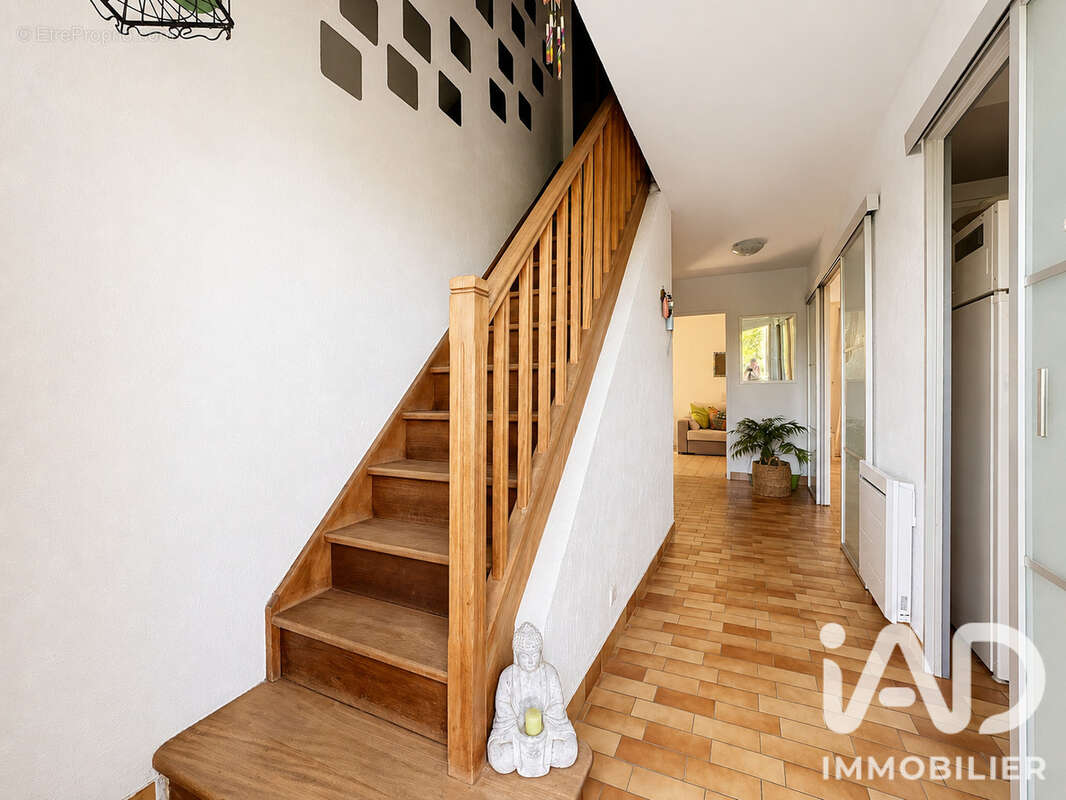 Maison 100 m² à Beynes  - photo 9