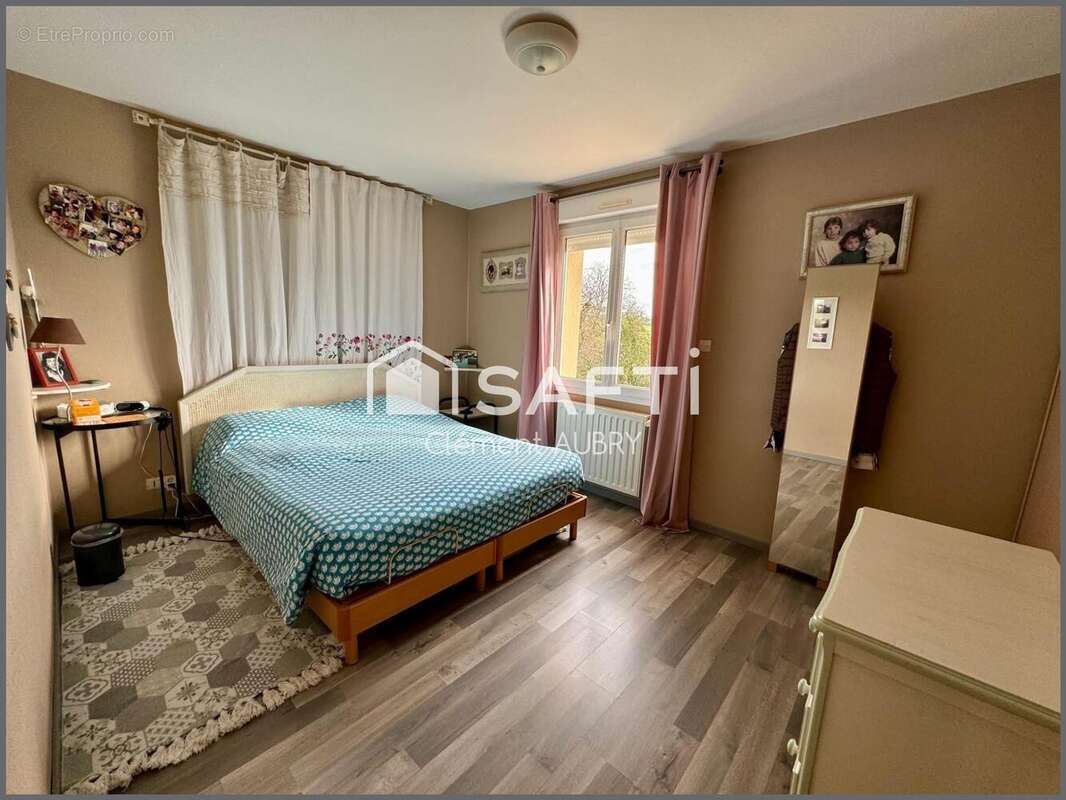 Photo 4 - Maison à LAVAL