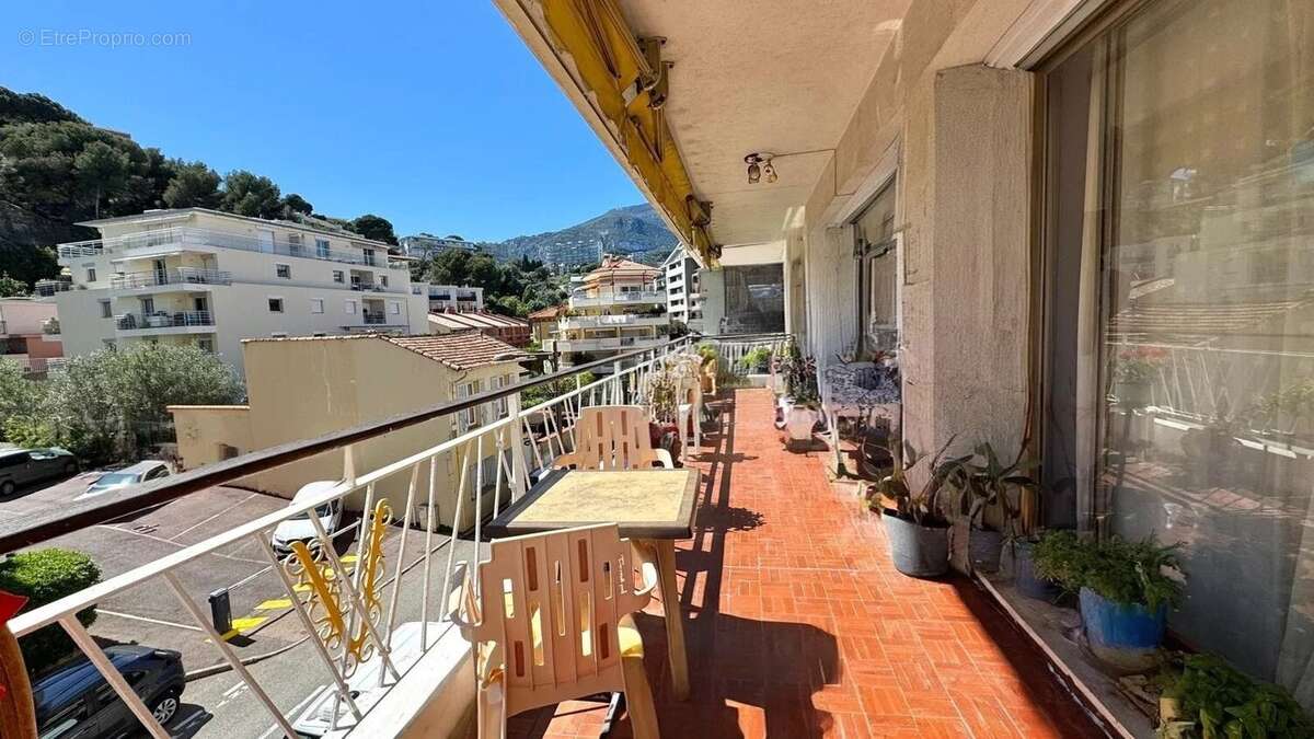 Appartement à ROQUEBRUNE-CAP-MARTIN