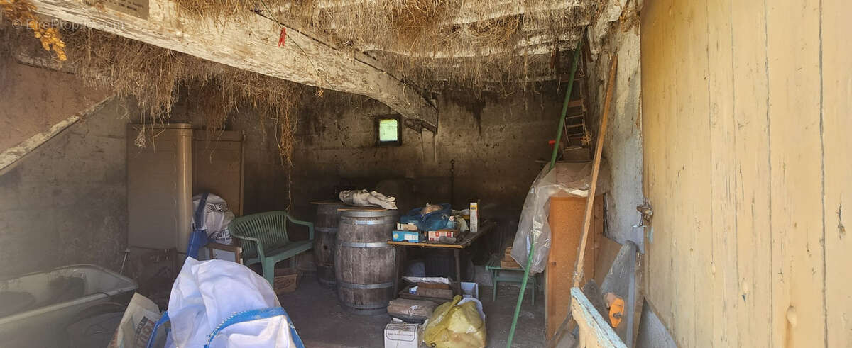 Maison à AVESNES-EN-VAL