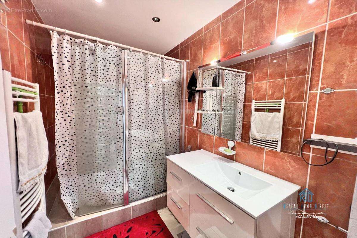 Maison à SAINT-JEAN-DE-MOIRANS