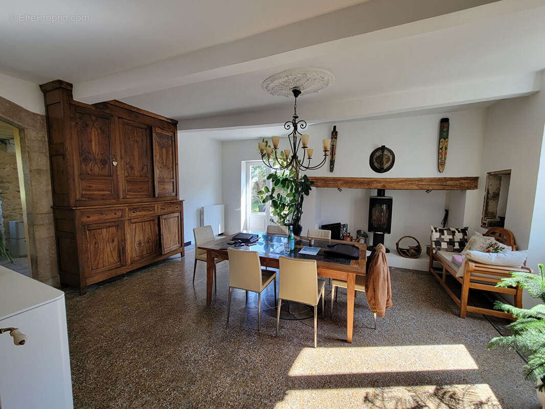 Maison à PARDIES-PIETAT