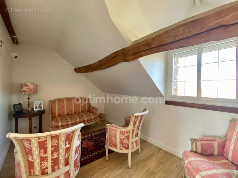 Maison à SAINT-JUST-EN-BRIE