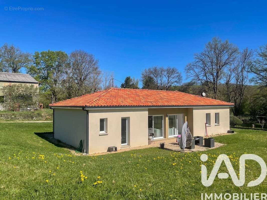 Photo 2 - Maison à TOULONJAC