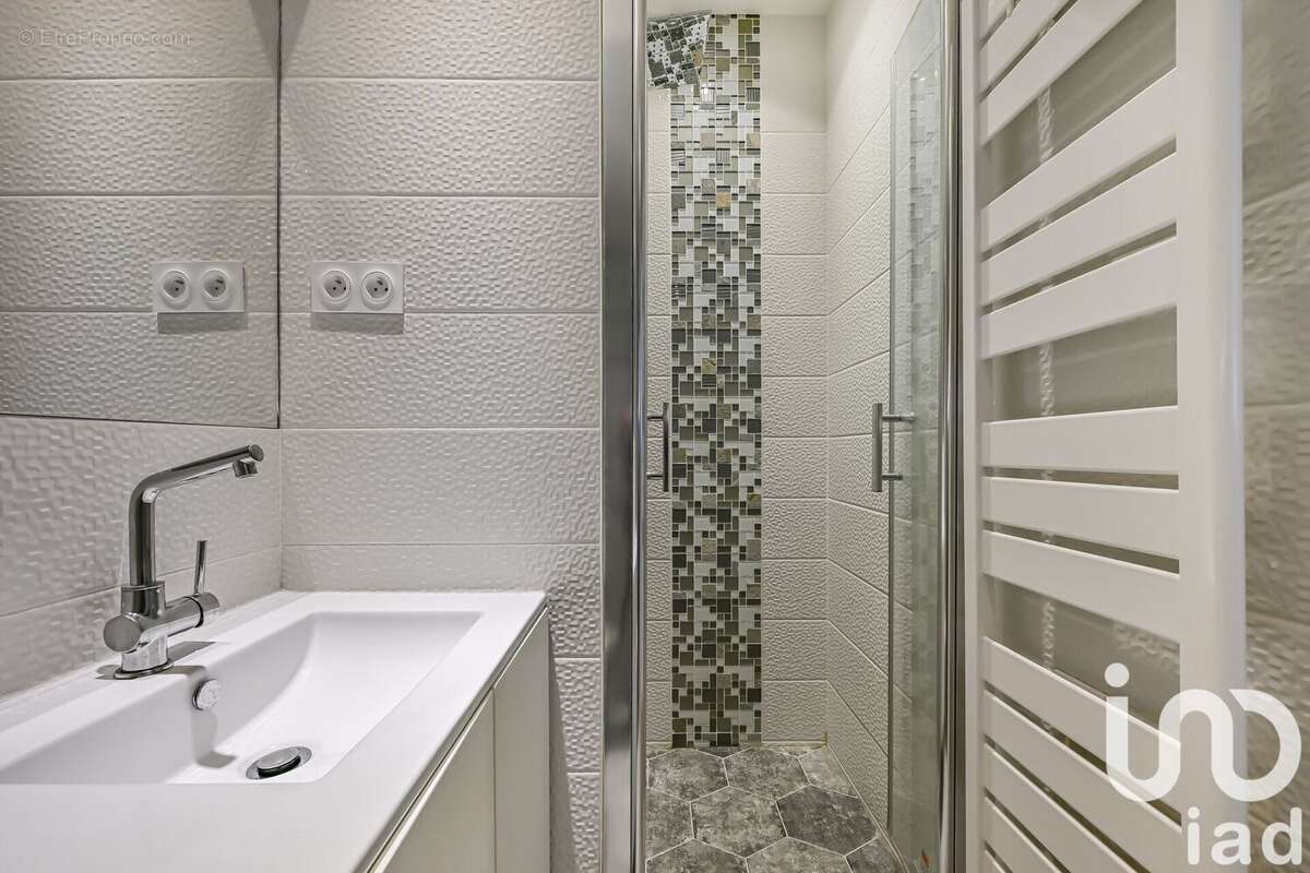 Photo 9 - Appartement à LA GARENNE-COLOMBES