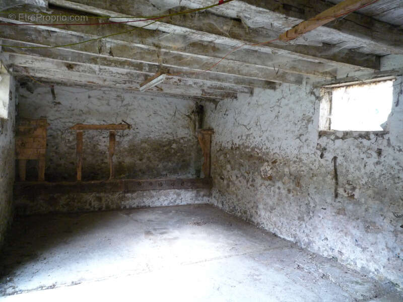 Maison à MONTDAUPHIN