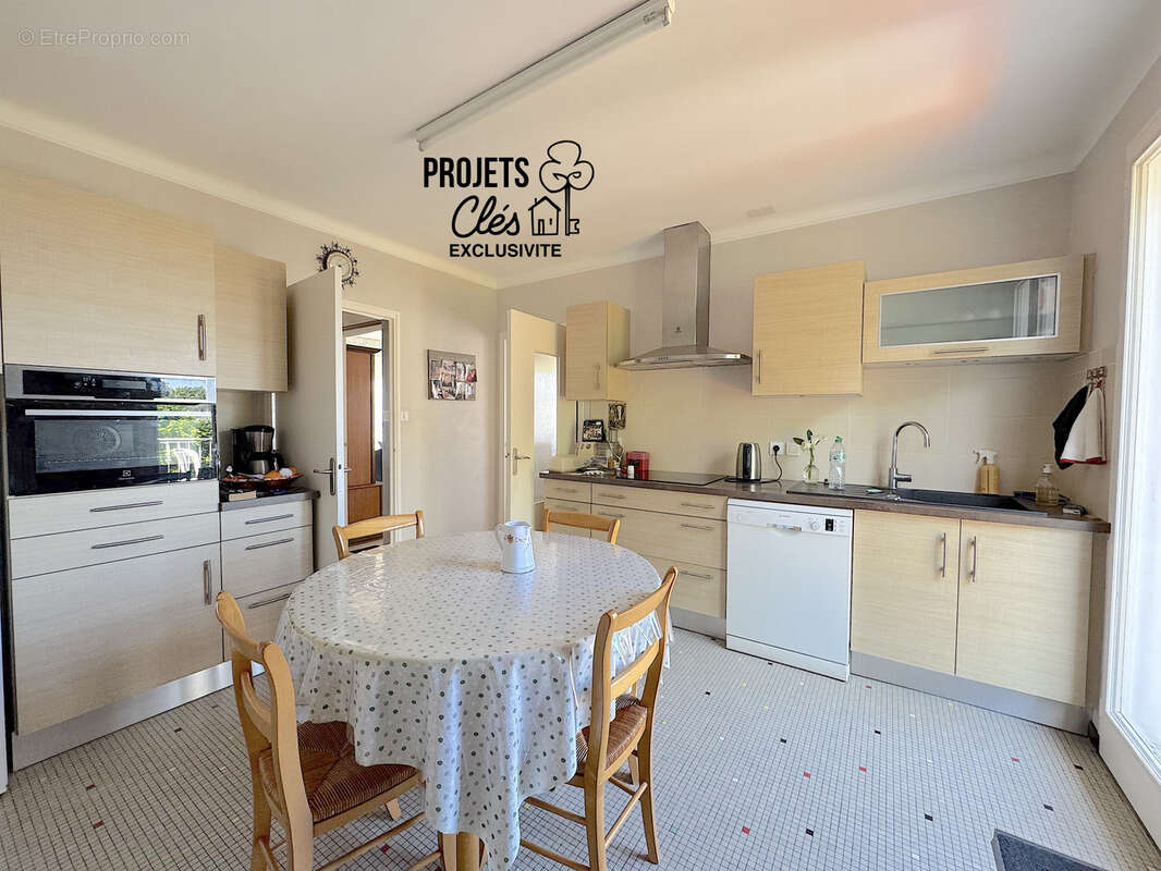 Maison à LE GIROUARD