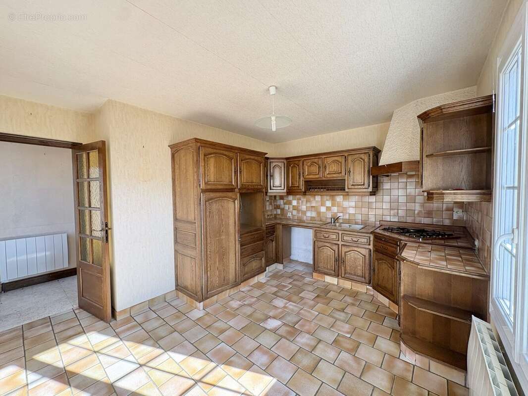 Maison 152 m² à Saint-Martin-D'abbat  - photo 3
