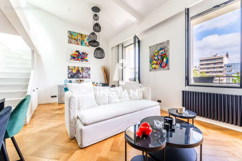 Appartement à PARIS-12E