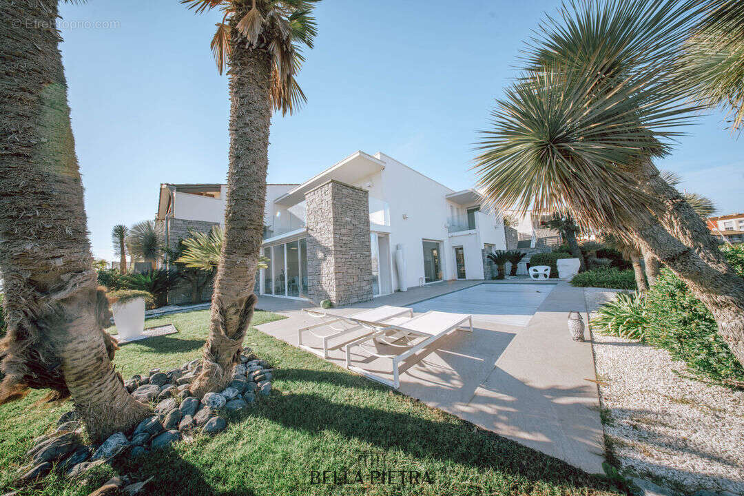 Maison à AGDE