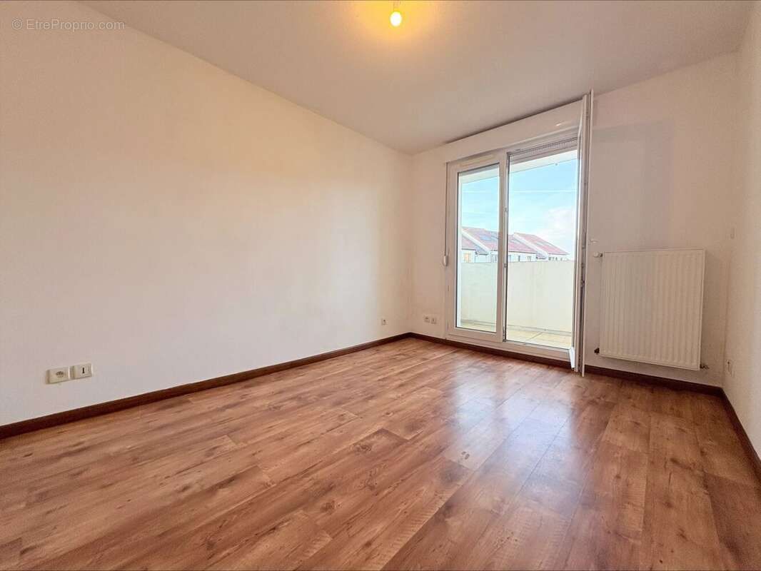 Appartement à OGY