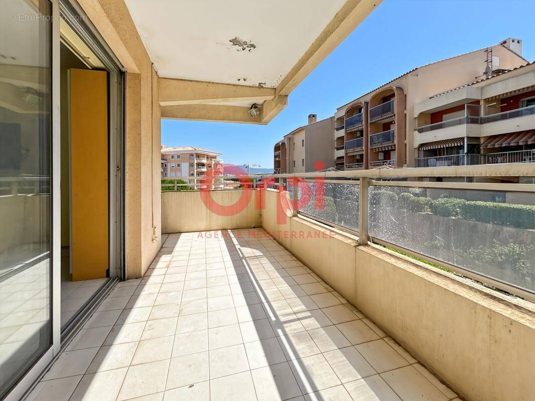 Appartement à FREJUS