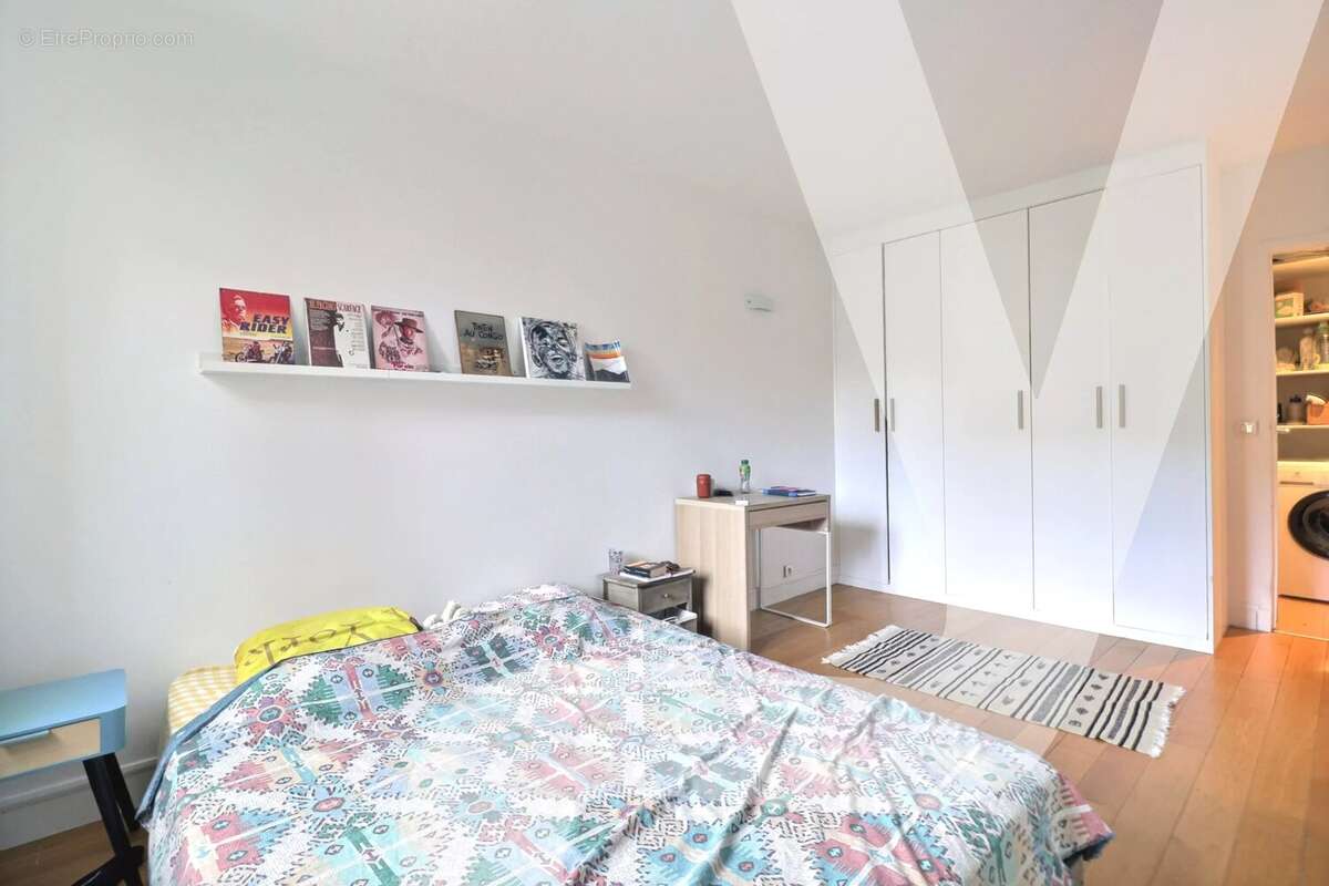 Appartement à PARIS-20E