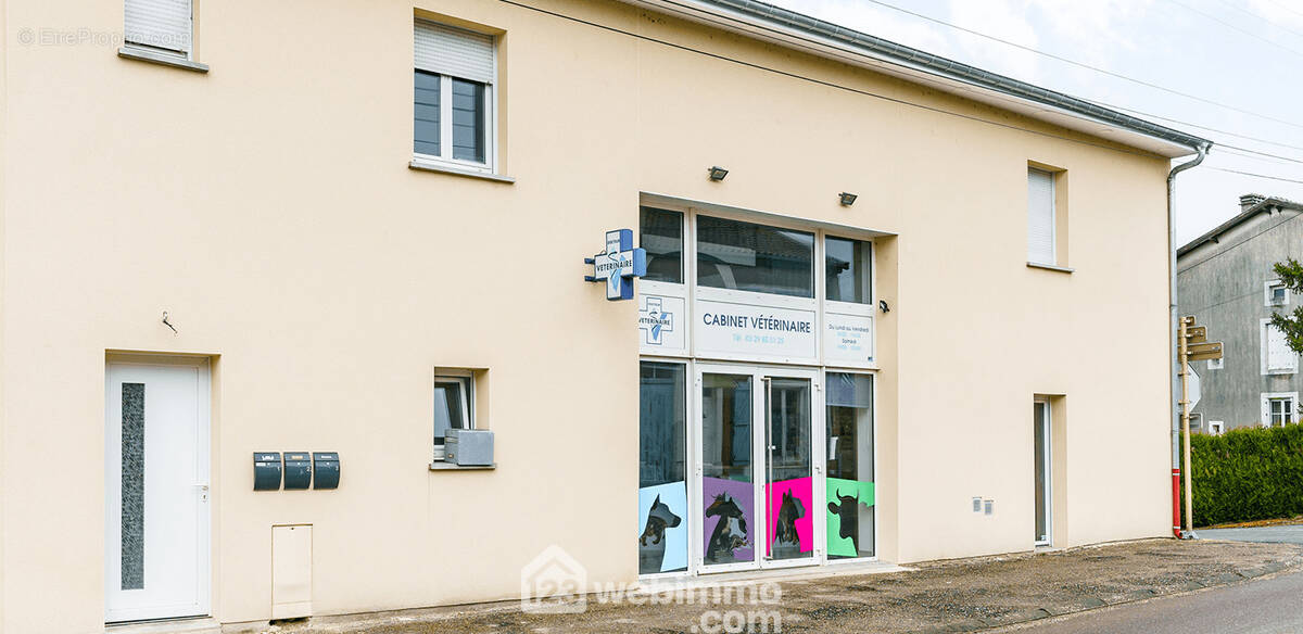 Façade entiérement rénovée - Appartement à SOUILLY