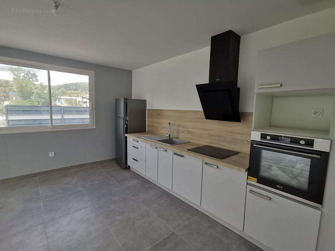 Villa RECENTE Saint Privat Des Vieux 6 pièce(s) 130 m2 4 CHAMBRES  + GARAGE - photo 5