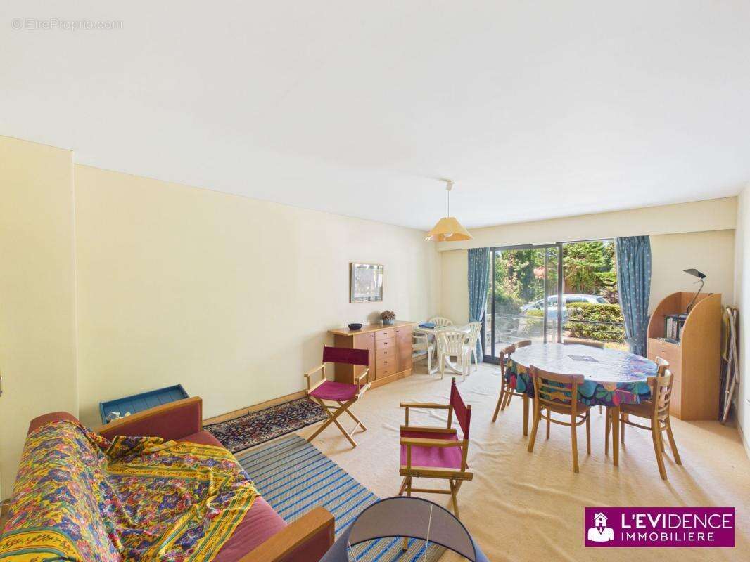 Commerce 48 m² à La Baule-Escoublac  - photo 8